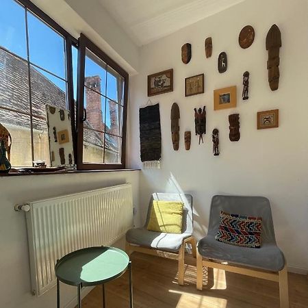 Central Retro Apartment Sibiu Ngoại thất bức ảnh