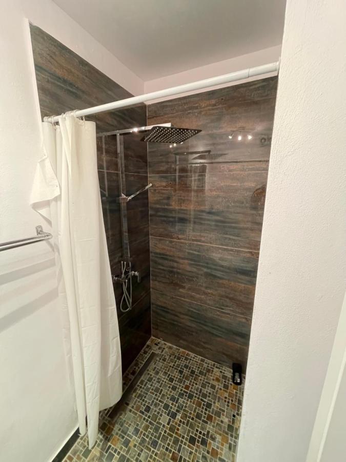 Central Retro Apartment Sibiu Ngoại thất bức ảnh