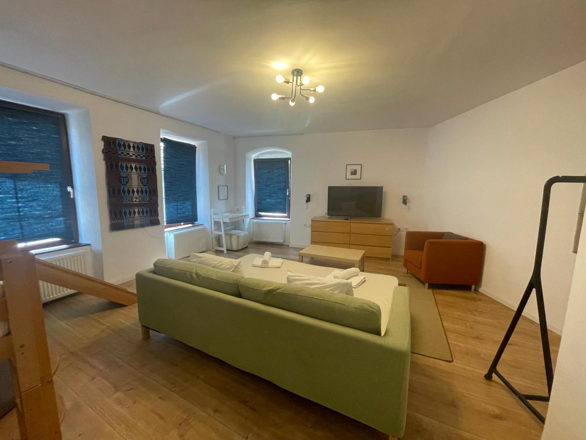 Central Retro Apartment Sibiu Ngoại thất bức ảnh